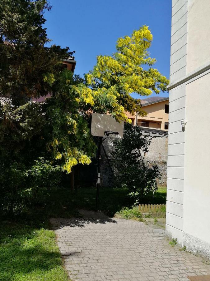 Villa Cardano Maccagno Close To Every Destination Bagian luar foto